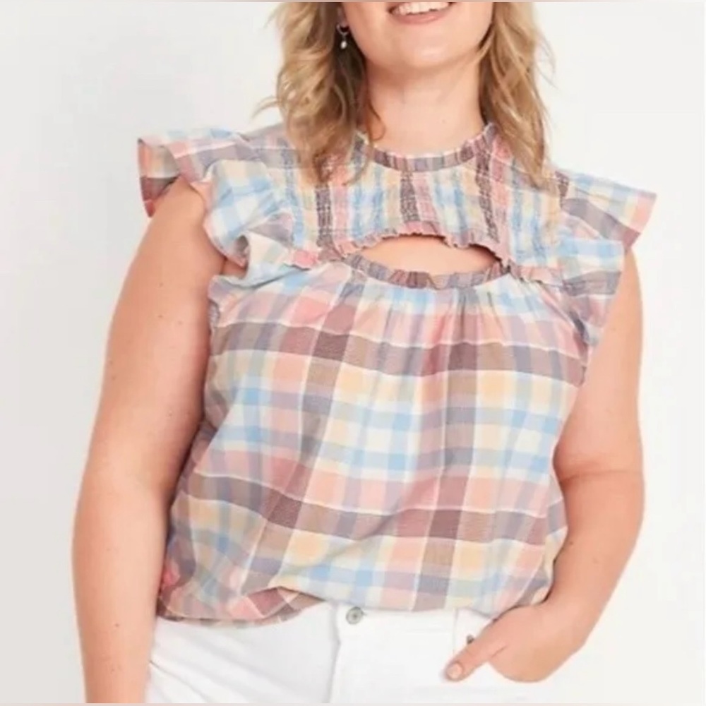 Old Navy Flutter-Sleeve Smocked Cutout Swing Blouse Size 4X Multicolored